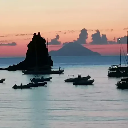 Les Sable Noirs Vulcano (Isola)